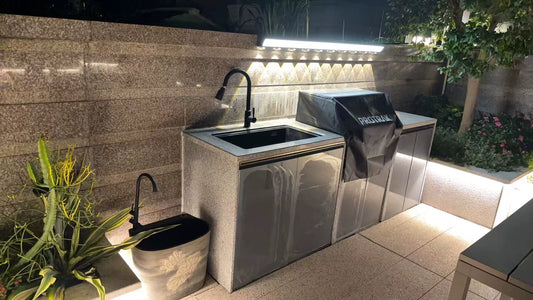 Noxen Rectangular Outdoor Wall Light