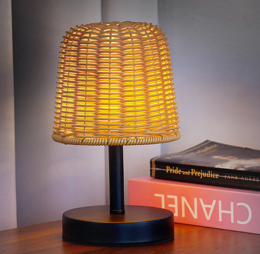 Rattan Barrel Table Lamp